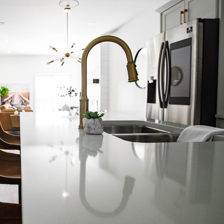 appliance repair technician kitchen